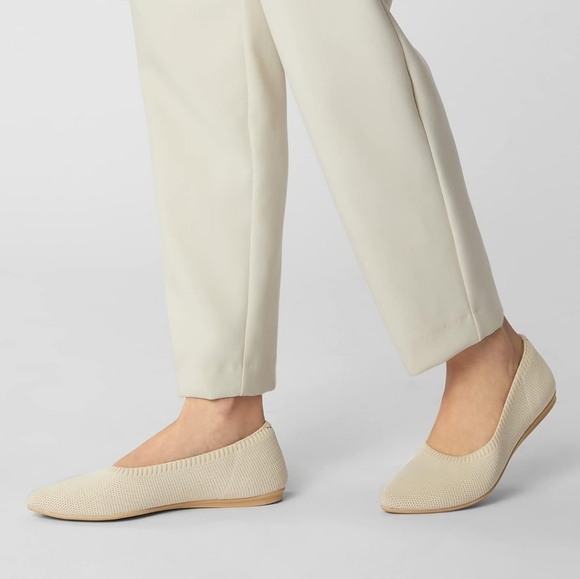 Arromic Women's NIB Nude Pointy Toe Ballet Slip On Flexible Flat Shoes Size 6.5 - Picture 1 of 12